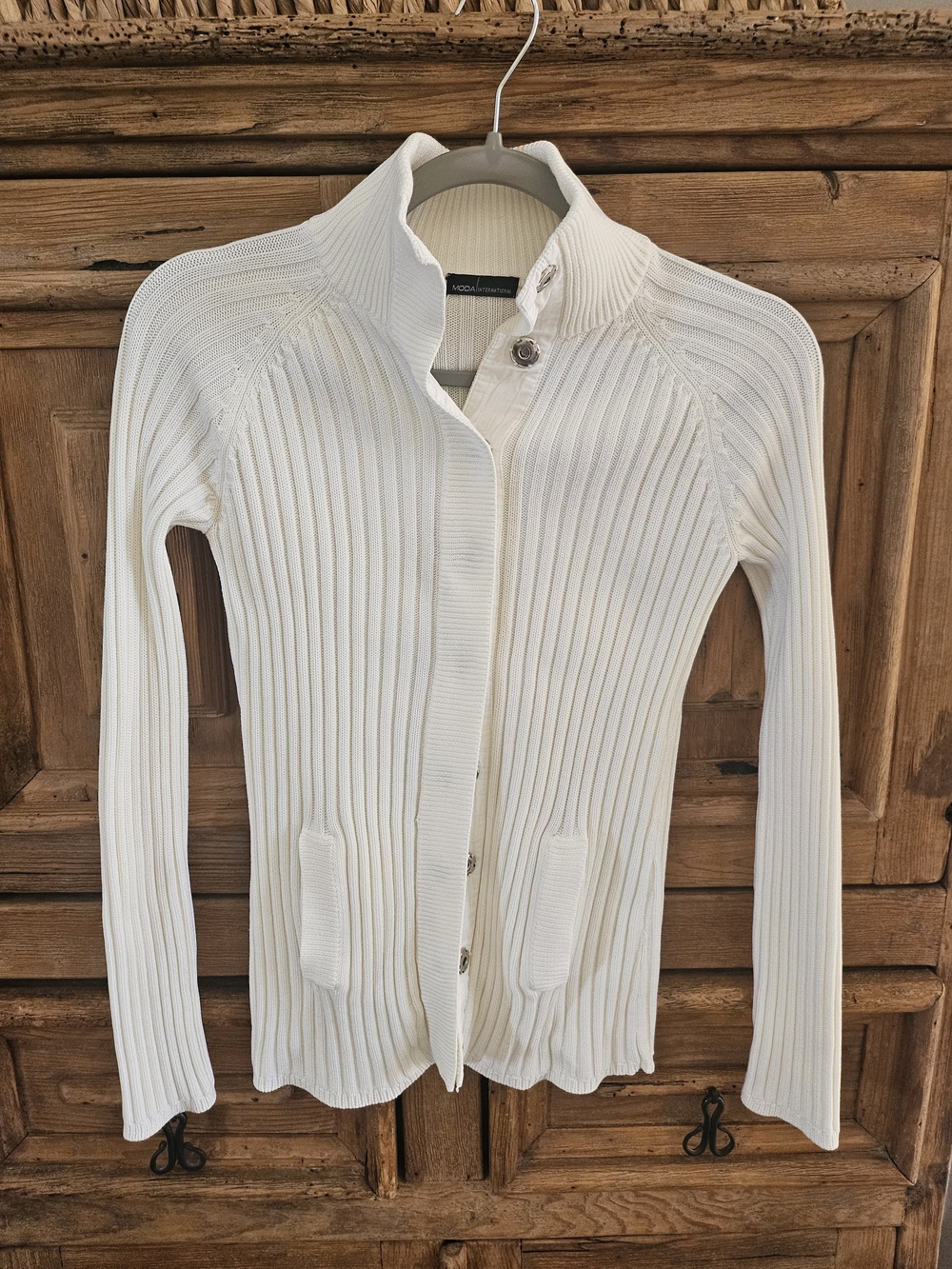 Moda International Off-White Ribbed Snap Button Cardigan - XS
